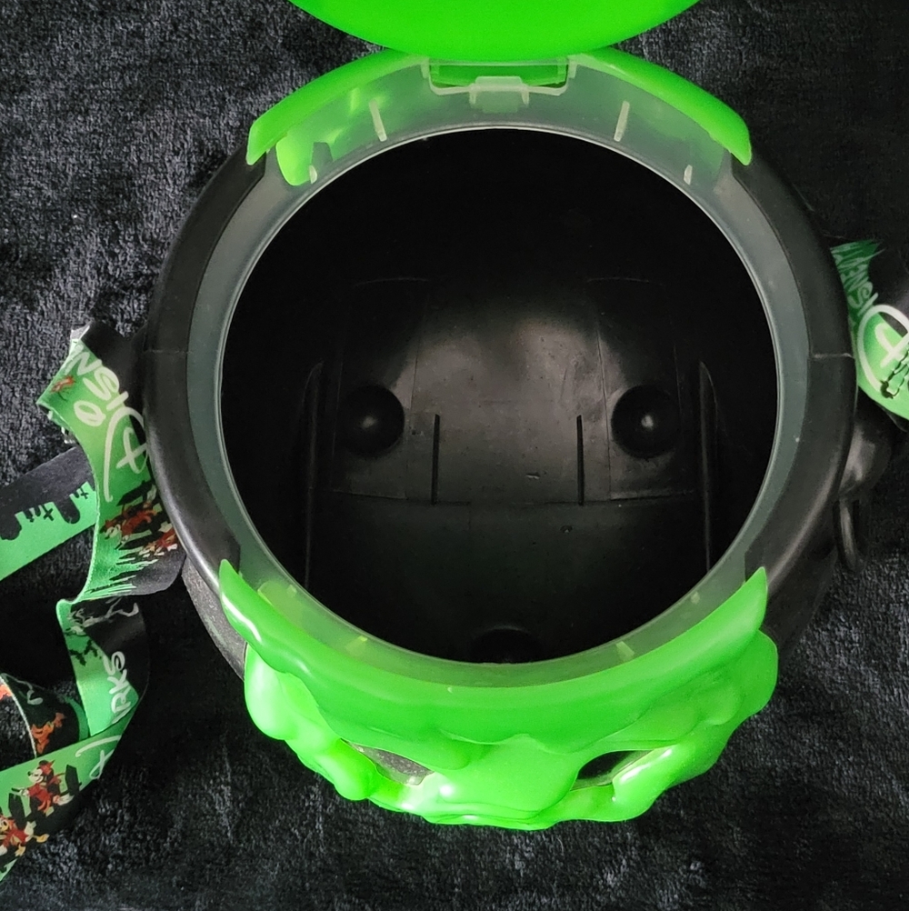 2018 Disney Parks Green Cauldron Popcorn Bucket - Picture 6 of 6